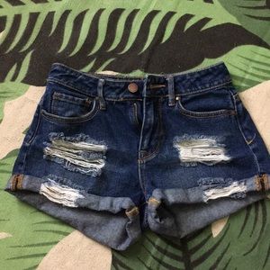 bullhead high rise denim shorts size 22